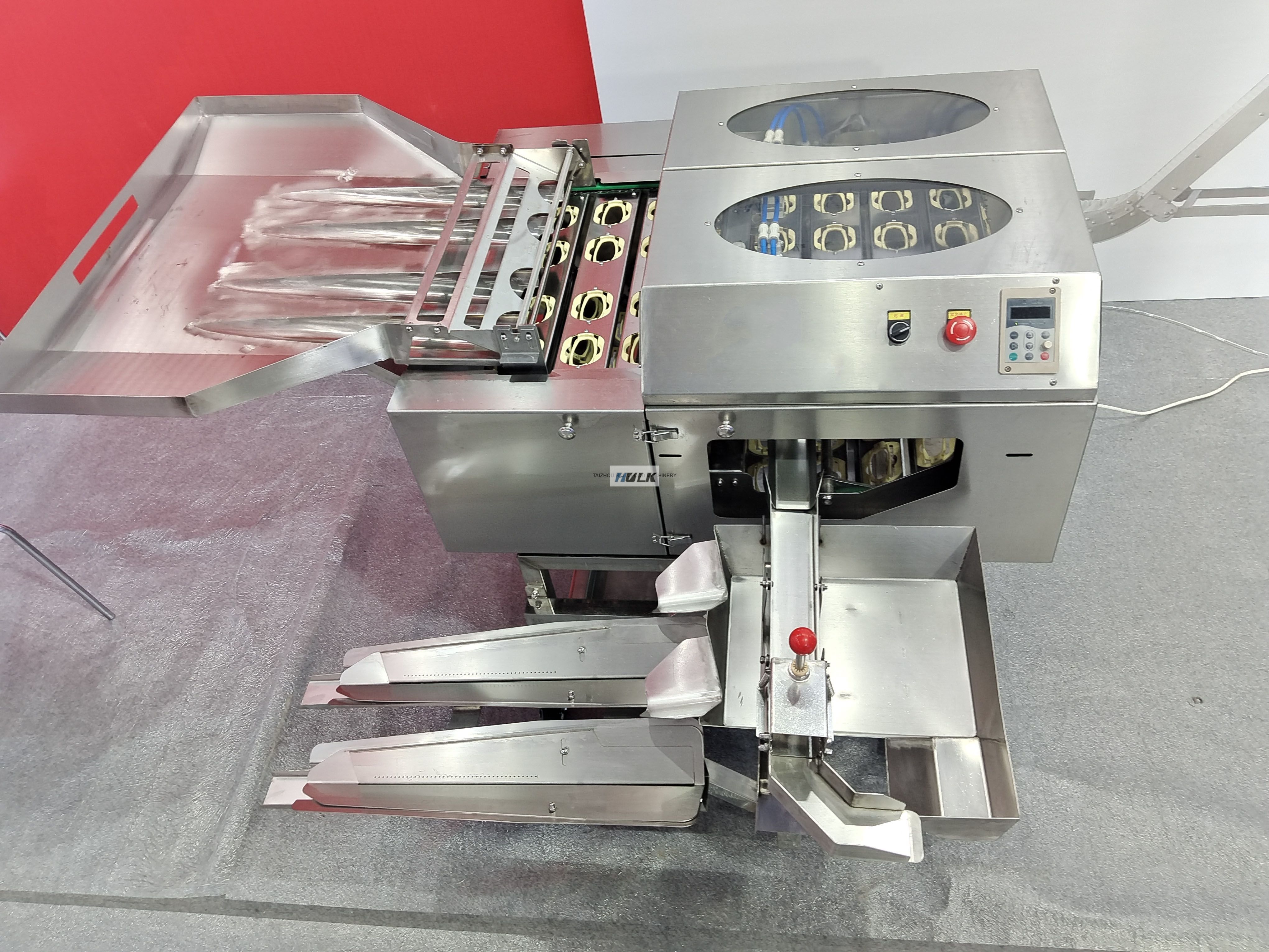 Automatic Commercial Multi Row Egg Breaker And Yolk Separator